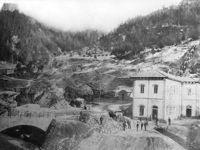 Primi del novecento. La centrale dei Boaleti